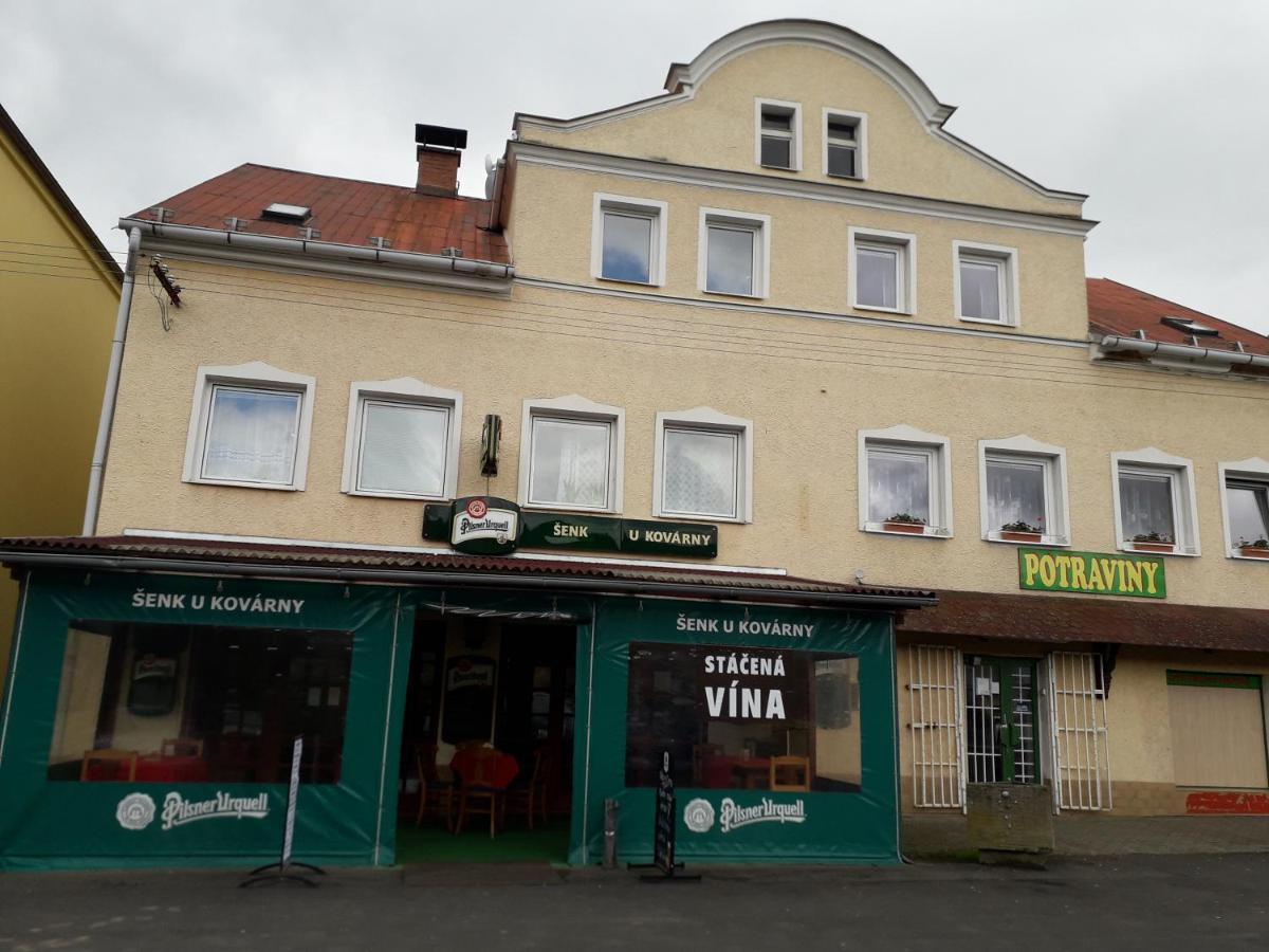Senk U Kovarny Mariánské Lázně Exteriör bild